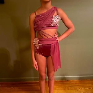 Maybe dance costume : GORGEOUS!! One piece rhinestone and appliqué, scoop back
